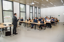 Angesagt – interessierte Zuhörer beim Doktorandenseminar &lt;br&gt;mit Dr. Frank Schumann