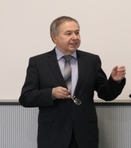 Prof. Gerhard Thiem, Direktor des IWD