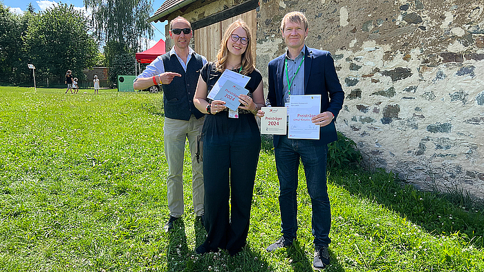 Preisträger made @HSMW: v.l.: Prof. Röbbe Wünschiers, Lisa Prudnikow, Prof. Philipp Klimant 