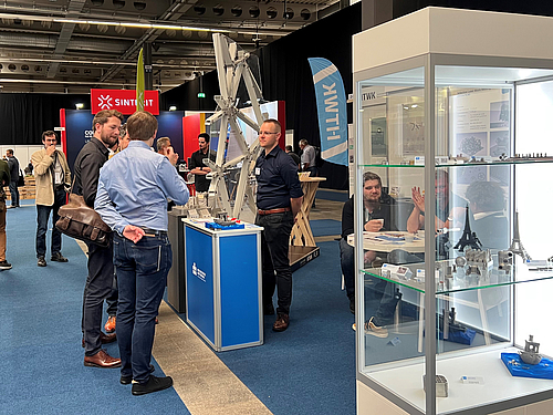 Messestand der Hochschule für Technik, Wirtschaft und Kultur Leipzig und der Hochschule Mittweida.