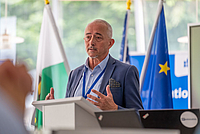 Prof. Andreas Wild, IW Informatik GmbH Männliche Person am Rednerpult